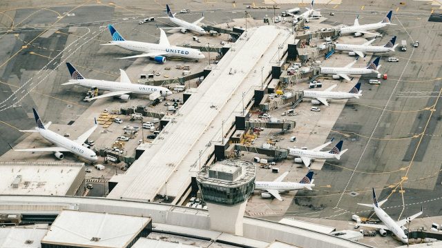 Heathrow Airport closes for the day amid major power outage