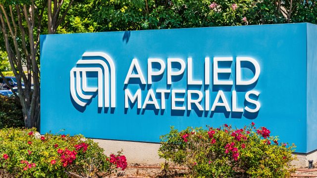 Applied Materials stock forms a rare bullish pattern ahead of earnings