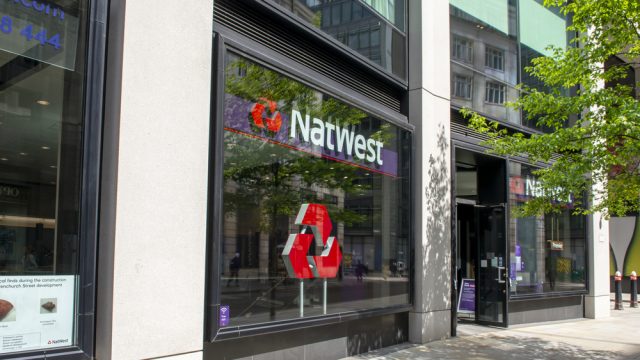 NatWest share price forecast ahead of Q3 earnings: buy or sell?