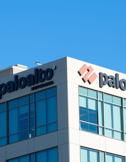 Why is Palo Alto Networks stock sinking despite solid earnings, upbeat guidance?