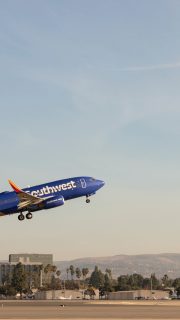 Why Southwest emerged as the top US airline stock in 2025?