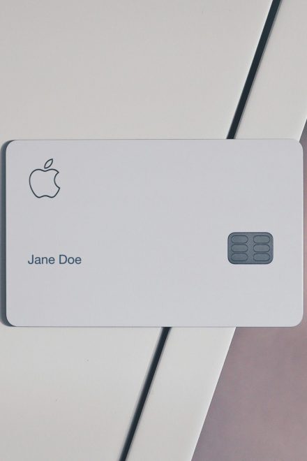 Apple stock: why JPM switch is strategically sound but financially modest