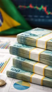 Brazil bank lending beats central bank forecast as household borrowing surges