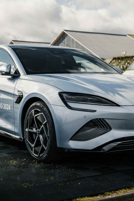 BYD stock vs Tesla: which is better EV pick for 2026?